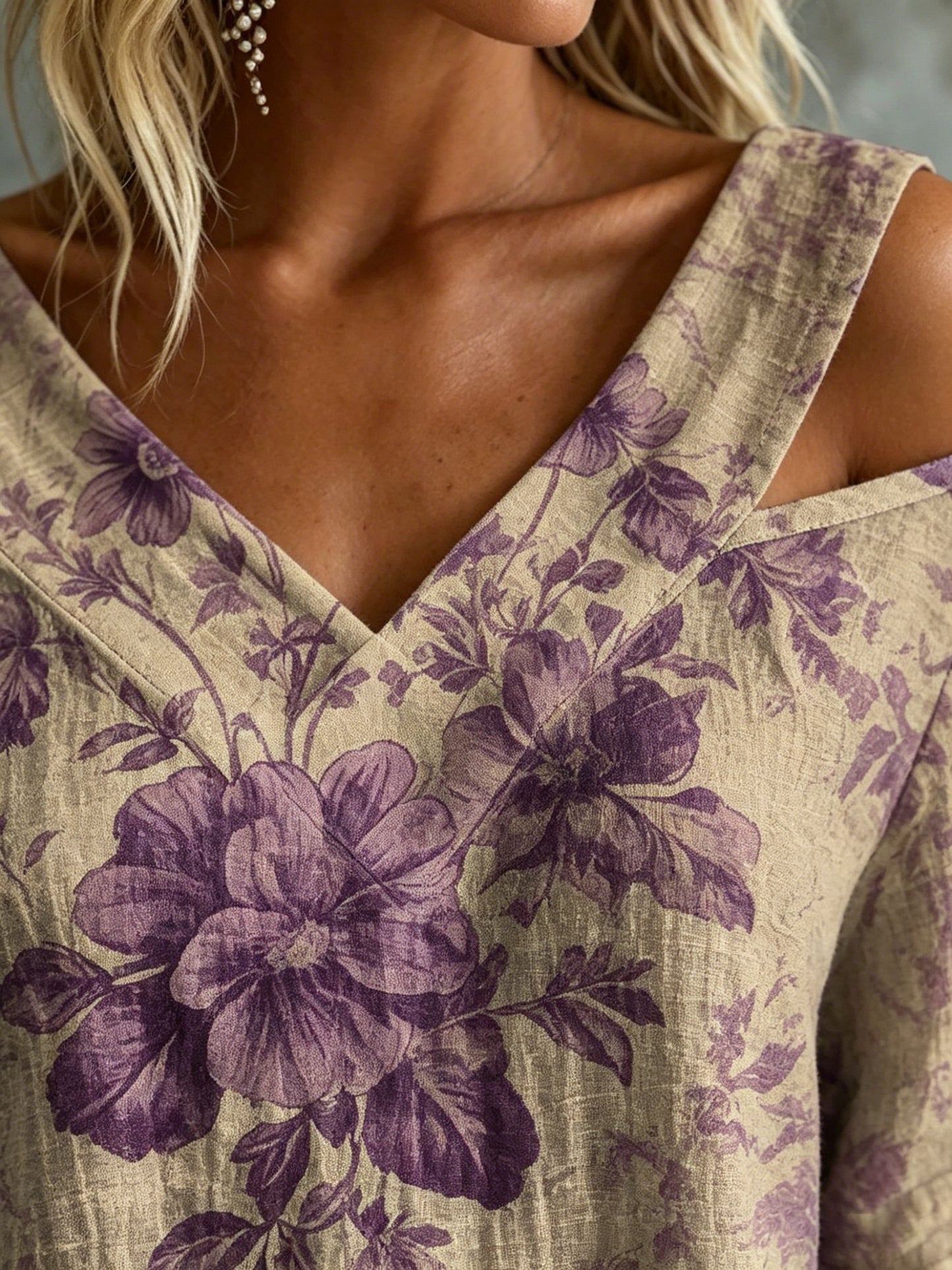 Women's Retro Ethnic Floral Art Print Casual Three-quarter Sleeve V-neck Off-shoulder Cotton Linen Shirt